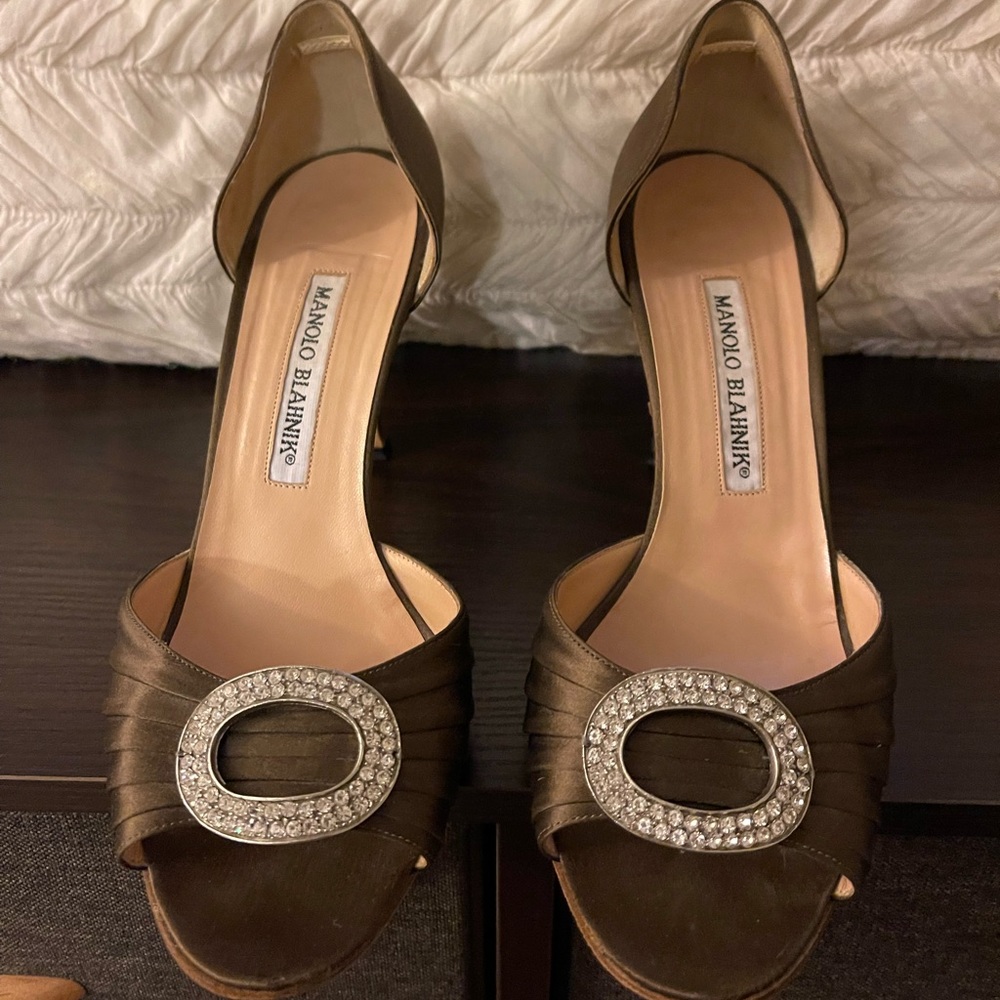 Iconic Manolo’s